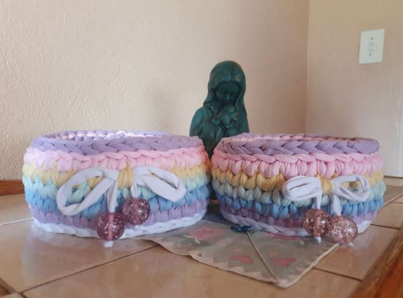 CROCHET BASKET SET - MAKES A LOVELY GIFT BASKET!