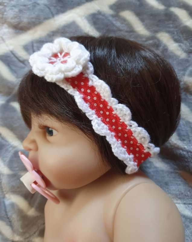 STRETCH HEADBAND WITH CROCHET FLOWER DETAIL - 0-3 MONTHS+