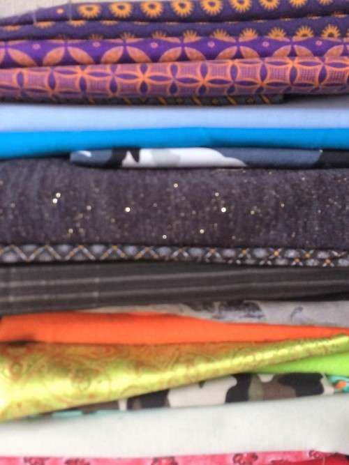 ASSORTED FABRIC BUNDLE NEW AND USED