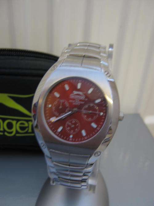 GENTS AWESOME SLAZENGER WATCH