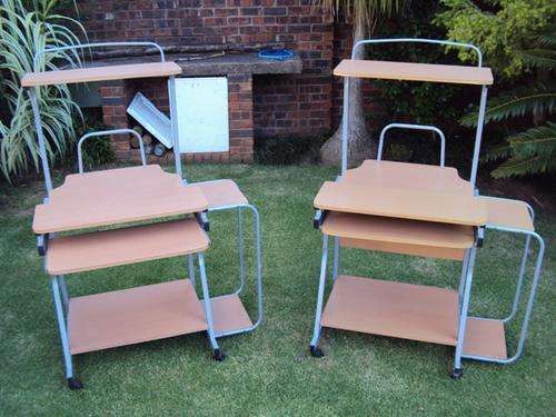 2x Destop PC stands
