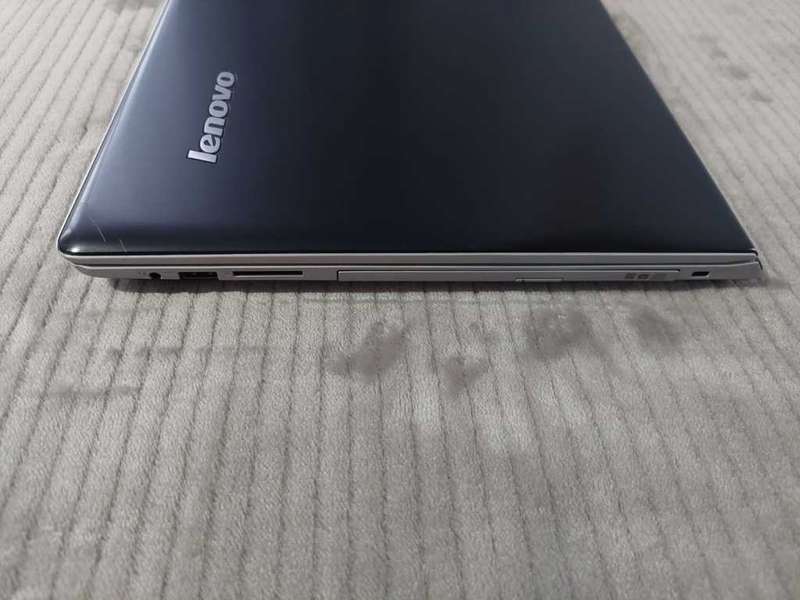Lenovo Ideapad 500-15ISK*i7-6500U*8GB RAM*512GB HDD*15.6 Screen *Need new battery*