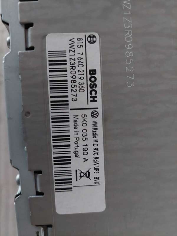 VolksWagen RCD510 Premium 8