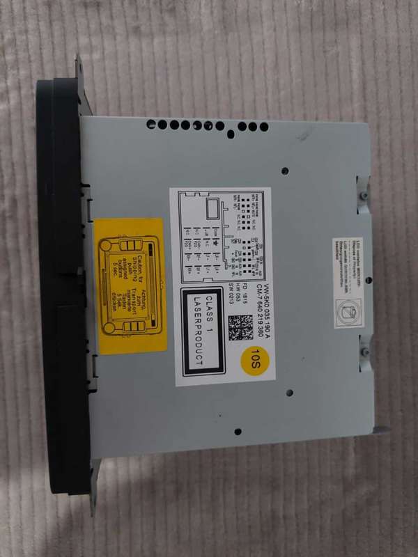 VolksWagen RCD510 Premium 8