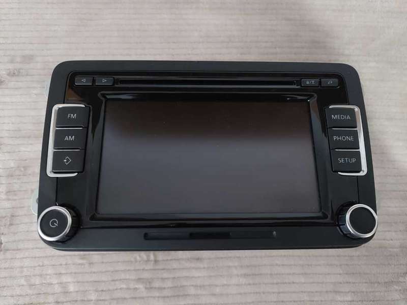 VolksWagen RCD510 Premium 8