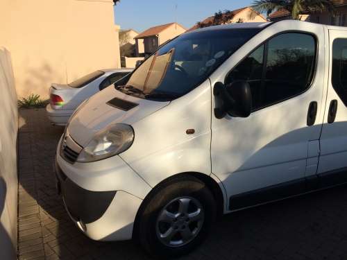 Opel Vivaro Bus For Sale