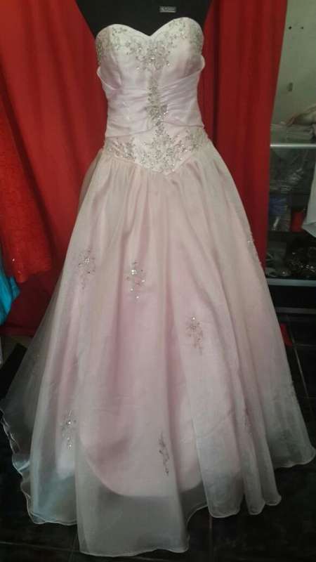 Pink dress size 8