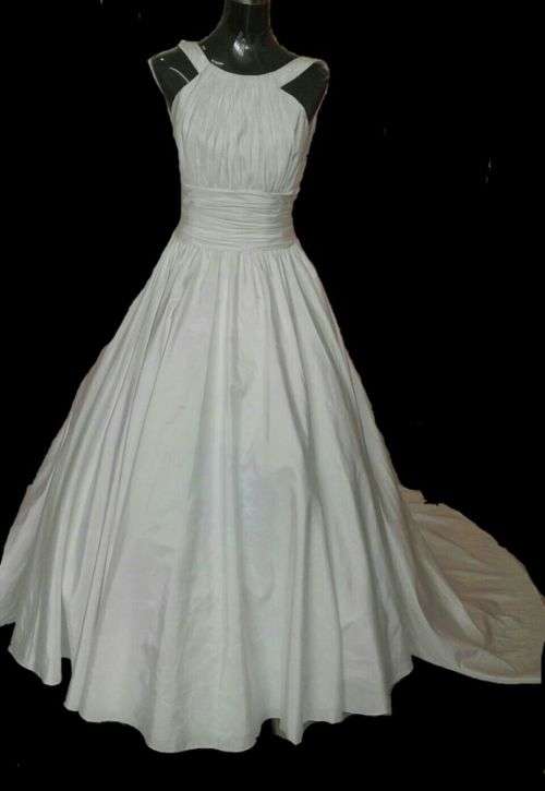 Beautiful Wedding dress size 8