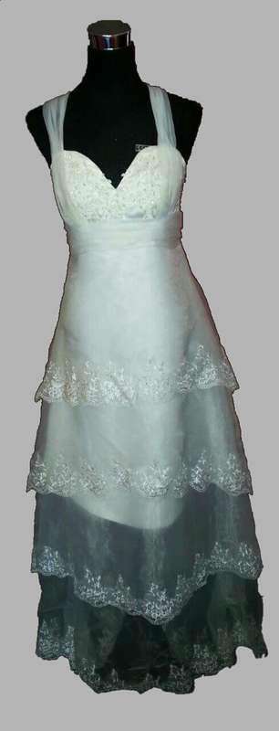 White dress size 10, Shoulder straps