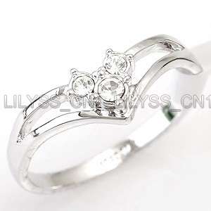 18k GP White Gold Chevron Band Ring