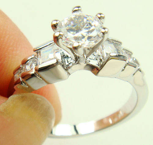 14k White Gold Ring