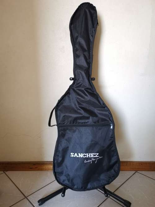 Sanchez 6-String Electric Guitar and Amplifier Bundle
