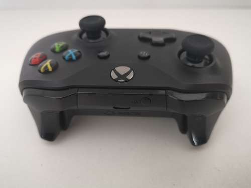 Xbox One X Console Bundle (Console + 4 Games and Controller Battery Pack)