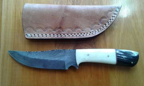 DAMASCUS Hand made knife, a must for any knife collector, Great gift, Leather Sheath Incl.