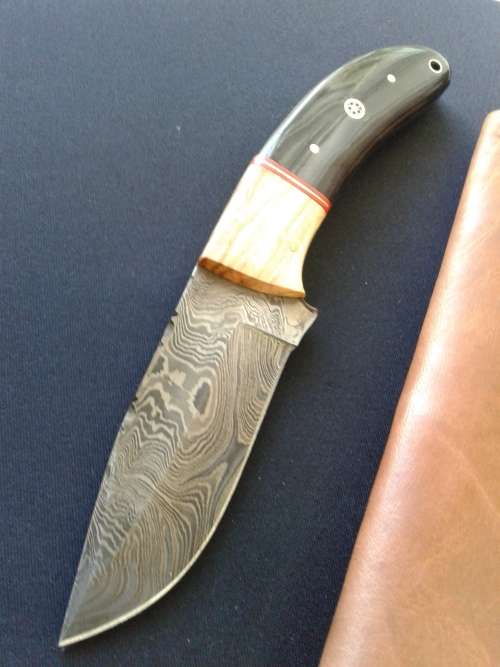 DAMASCUS Hand Made Knife, NEW Design, a MUST for any knife collector. Money back if not happy.