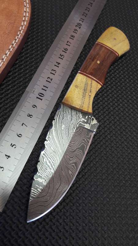 DAMASCUS Hand made knife, a must for any knife collector, AWESOME Gift,Leather Sheath incl