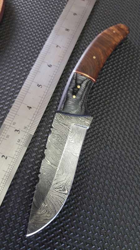 DAMASCUS Hand Made Knife, NEW Design, a MUST for any knife collector. Money back if not happy.