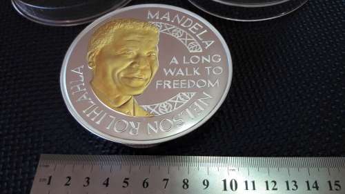 1Kilo PURE SILVER Mandela Robben Island medal,  please see pictures and read description.