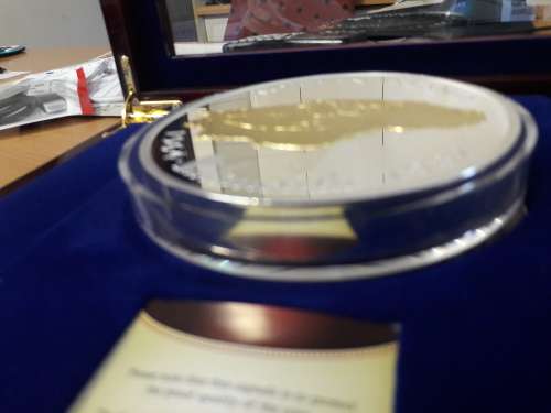 1Kilo PURE SILVER Mandela Robben Island medal,  please see all pictures.