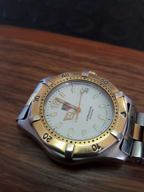 Tag Heuer Professional WK1120 Two Tone White Dial 37mm Diver 200m Quartz Men's Watch (Unisex)