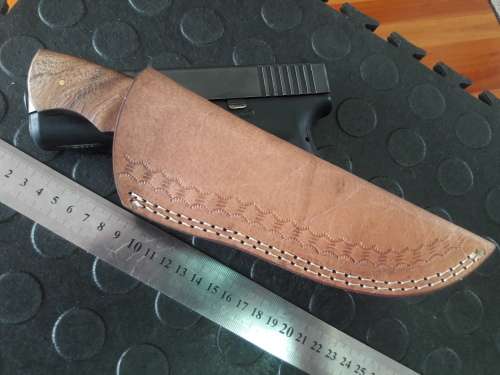 Handmade DAMASCUS Steel Knife, Wooden handle scales. Crazy R1 start, No reserve.