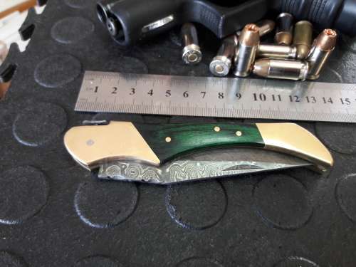 Handmade DAMASCUS  Folding Knife. Please study pictures for detail. Crazy R1 start, No reserve.