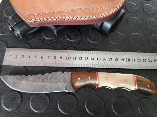 Handmade DAMASCUS Steel Knife, Camel bone and wooden handle scales. Crazy R1 start, No rese