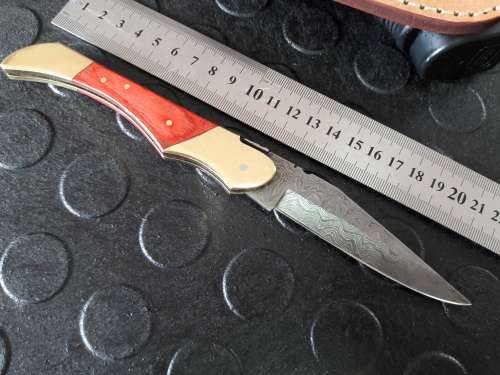 Handmade DAMASCUS  Folding Knife. Please study pictures for detail. Crazy R1 start, No reserve.