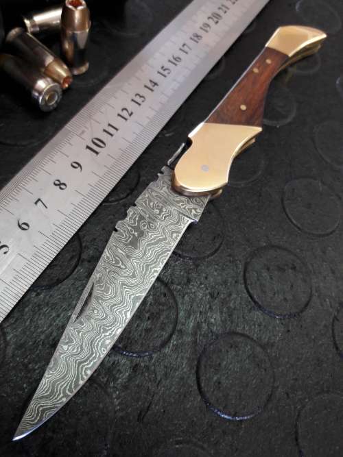 Handmade DAMASCUS  Folding Knife. Please study pictures for detail. Crazy R1 start, No reserve.
