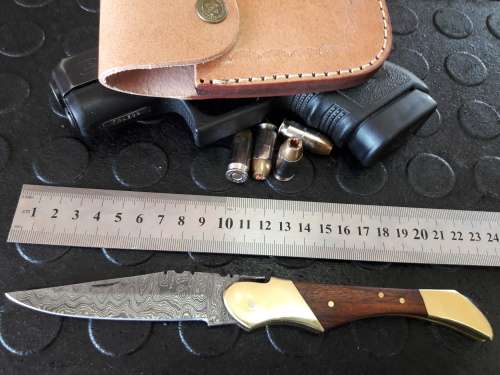 Handmade DAMASCUS  Folding Knife. Please study pictures for detail. Crazy R1 start, No reserve.