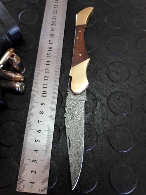Handmade DAMASCUS  Folding Knife. Please study pictures for detail. Crazy R1 start, No reserve.