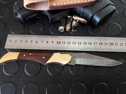Handmade DAMASCUS  Folding Knife. Please study pictures for detail. Crazy R1 start, No reserve.