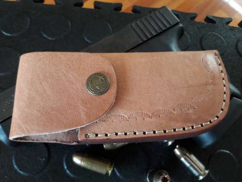 Handmade DAMASCUS  Folding Knife. Please study pictures for detail. Crazy R1 start, No reserve.