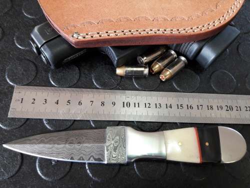 Handmade DAMASCUS steel Dagger with Camel bone and Bull Horn handle scales. No reserve auction.