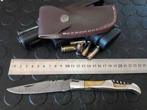 Handmade DAMASCUS  Folding Knife. Please study pictures for detail. Crazy R1 start, No reserve.