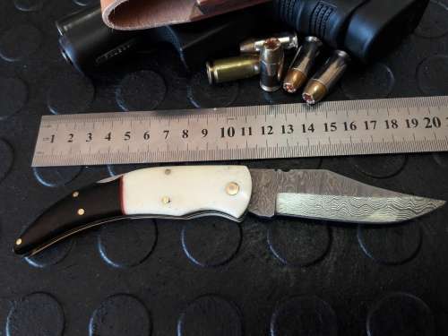 Handmade DAMASCUS  Folding Knife. Please study pictures for detail. Crazy R1 start, No reserve.
