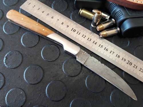 Handmade DAMASCUS  Folding Knife. Please study pictures for detail. Crazy R1 start, No reserve.