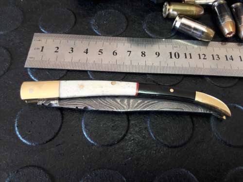 Handmade DAMASCUS  Folding Knife. Please study pictures for detail. Crazy R1 start, No reserve.