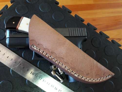 Handmade DAMASCUS Steel Knife, Camel Bone and Bull horn handle scales. Crazy R1 start, No reserve.