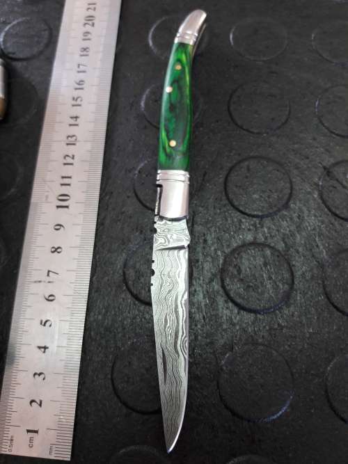 Handmade DAMASCUS  Folding Knife with wooden handle scales, Crazy R1 start, No reserve.