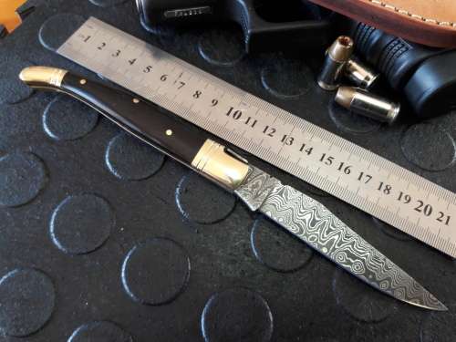 Handmade DAMASCUS  Folding Knife with Bull Horn handle scales. Crazy R1 start, No reserve.