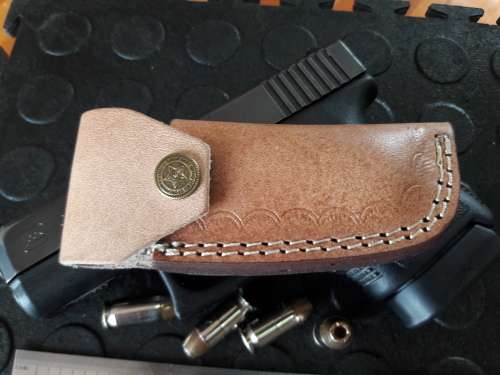 Handmade DAMASCUS  Folding Knife with wooden handle scales, Crazy R1 start, No reserve.