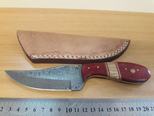 Handmade DAMASCUS Steel Knife, Micarta and wooden handle scales. Crazy R1 start, No reserve.