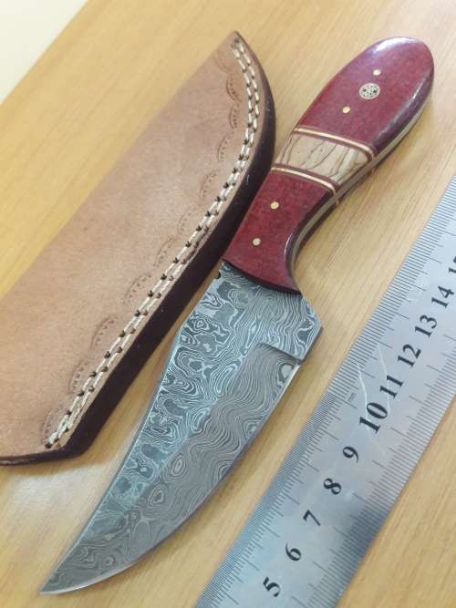 Handmade DAMASCUS Steel Knife, Micarta and wooden handle scales. Crazy R1 start, No reserve.