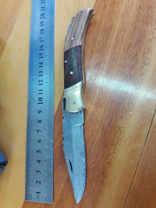 Handmade DAMASCUS  Folding Knife with wooden handle scales, Crazy R1 start, No reserve.