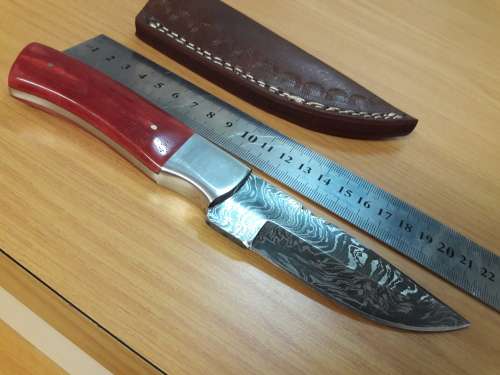 Handmade DAMASCUS Steel Knife, Camel Bone handle. Crazy R1 start, No reserve.