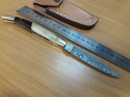 Handmade DAMASCUS  Folding Knife. Please study pictures for detail. Crazy R1 start, No reserve.