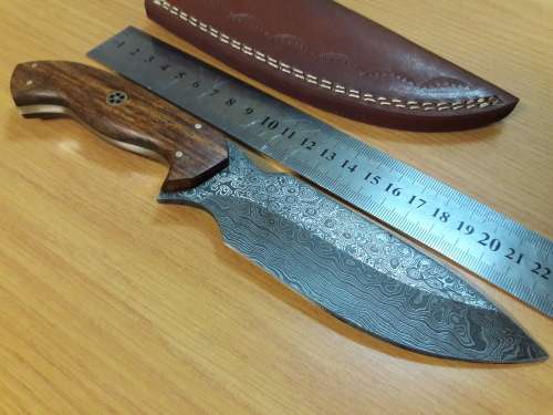 Handmade DAMASCUS Steel Knife, Wooden handle Scales. BRAND NEW DESIGN !!!!