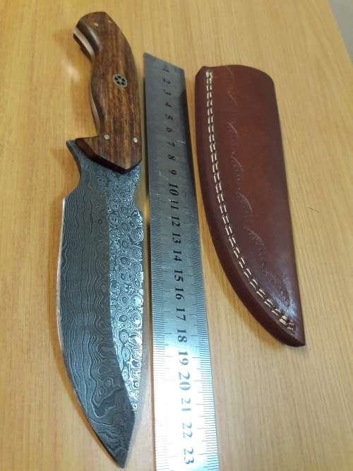 Handmade DAMASCUS Steel Knife, Wooden handle Scales. BRAND NEW DESIGN !!!!