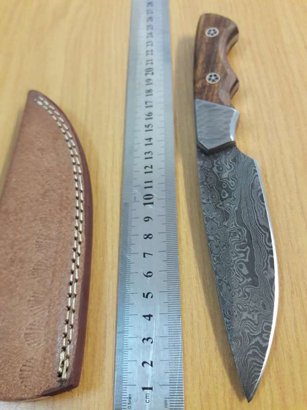 Handmade DAMASCUS Steel Knife, Wooden handle Scales with a stainless steel bolster. NEW DESIGN !!!!
